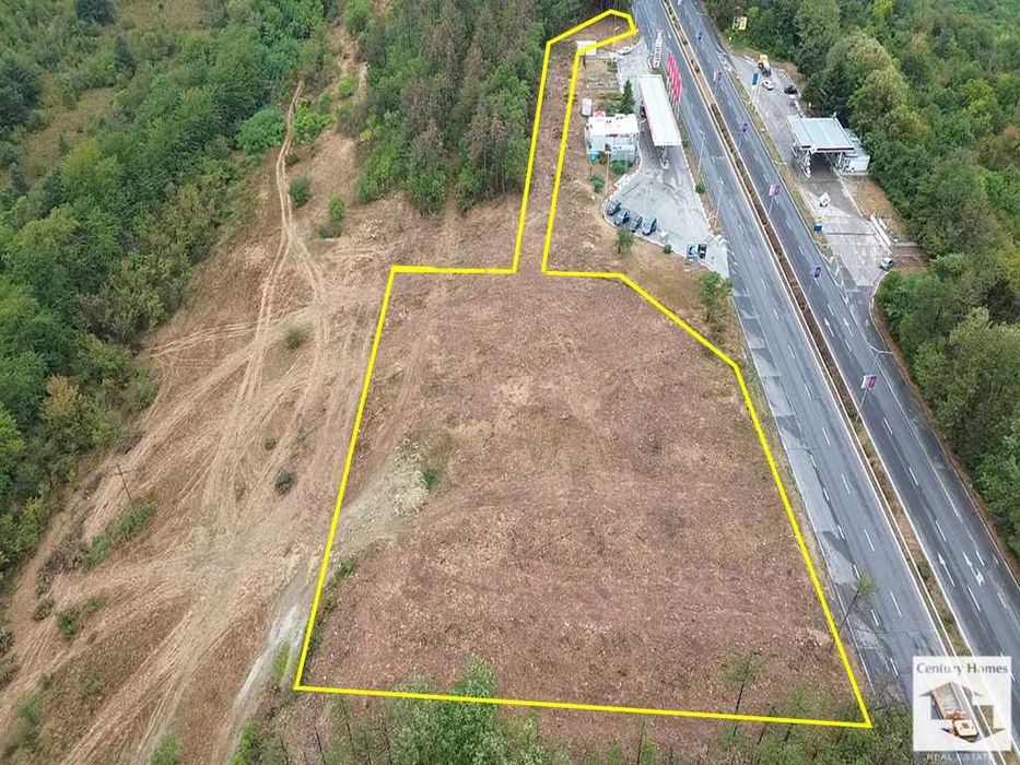 111366 УПИ за обществено-търговска дейност във Велико Търново