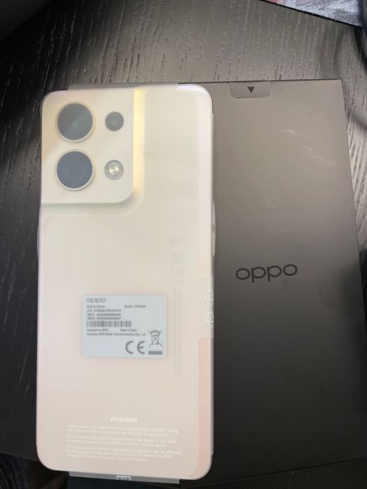 Vand Oppo Reno8 5G