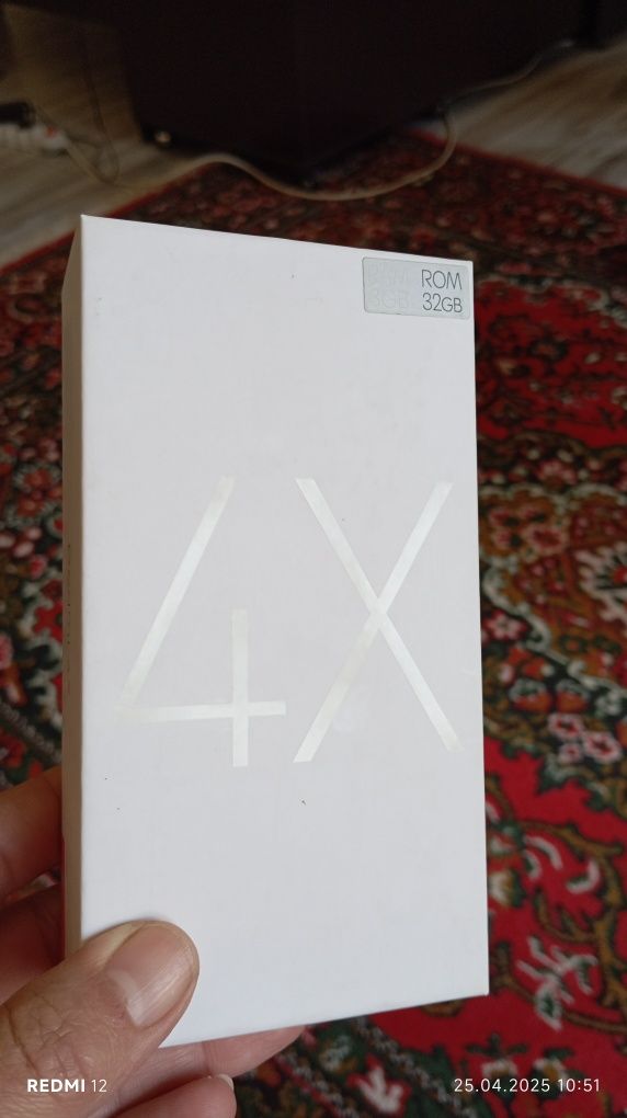 Телефон REDMI 4X.  32 GB