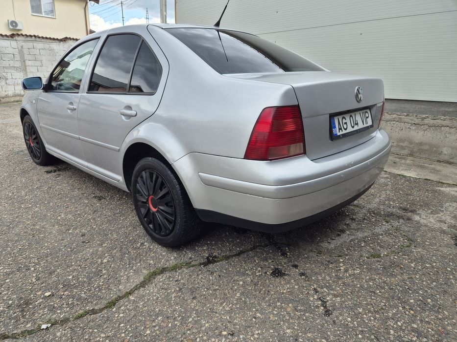 Bora 2002  1.6 benzină +GPL  FULL