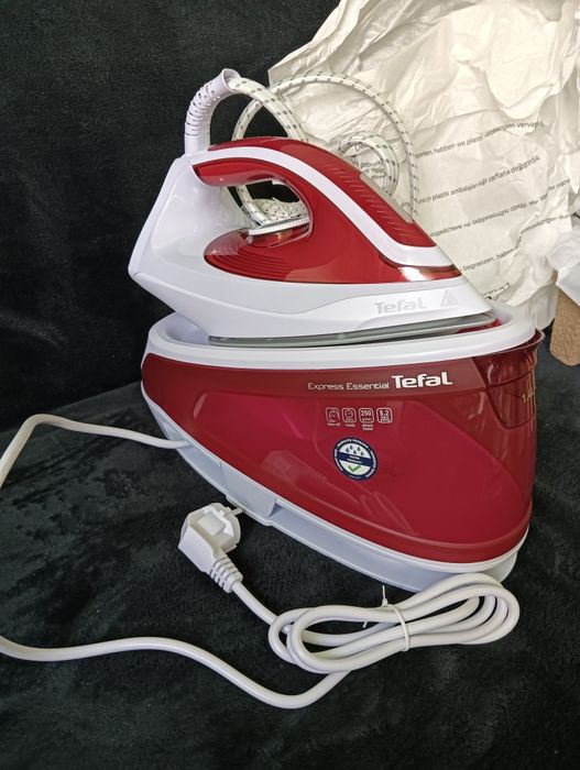 Stație de călcat cu abur Tefal SV6111E1 Express Essential, 2200W