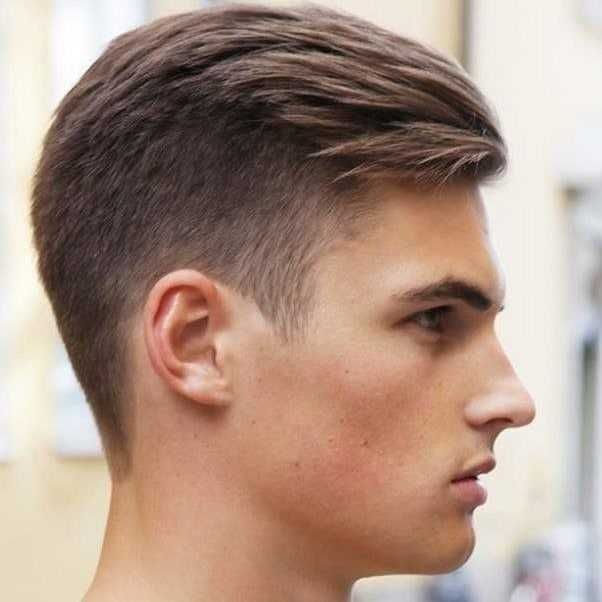 Услуги  Парикмахер мужской салон на метро Горького