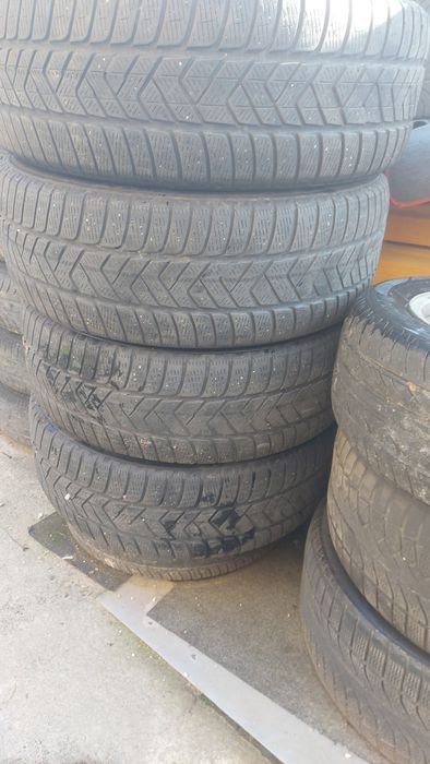 CAUCIUCURI 235 /60 / 18 M+S Pirelli* Profil Bun* Set 4 Bucăți *450 ron