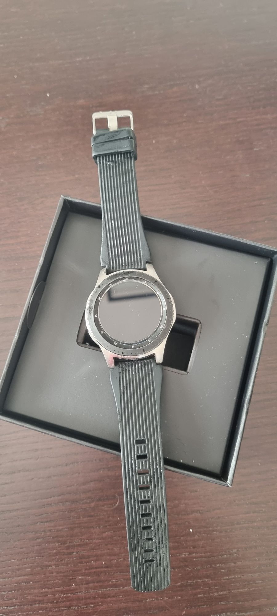 Vând smartwatch Samsung Galaxy Watch 46 mm Silver
