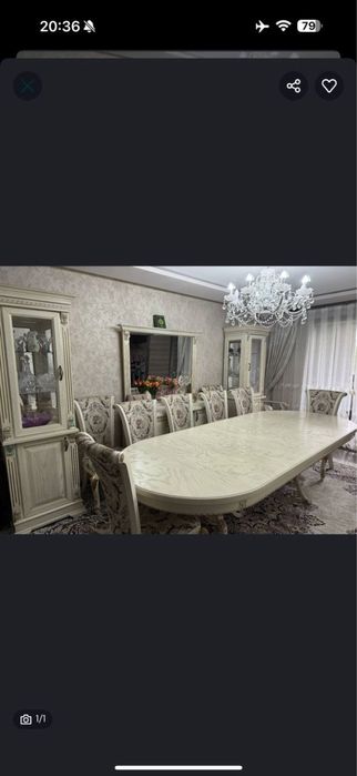 12ta stul, 1ta stol, 2ta pinal va kamodi bor ! Holati judayam yaxshi