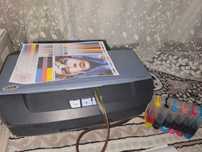 Epson R 270 Rangli Foto Printer Srochno Sotiladi