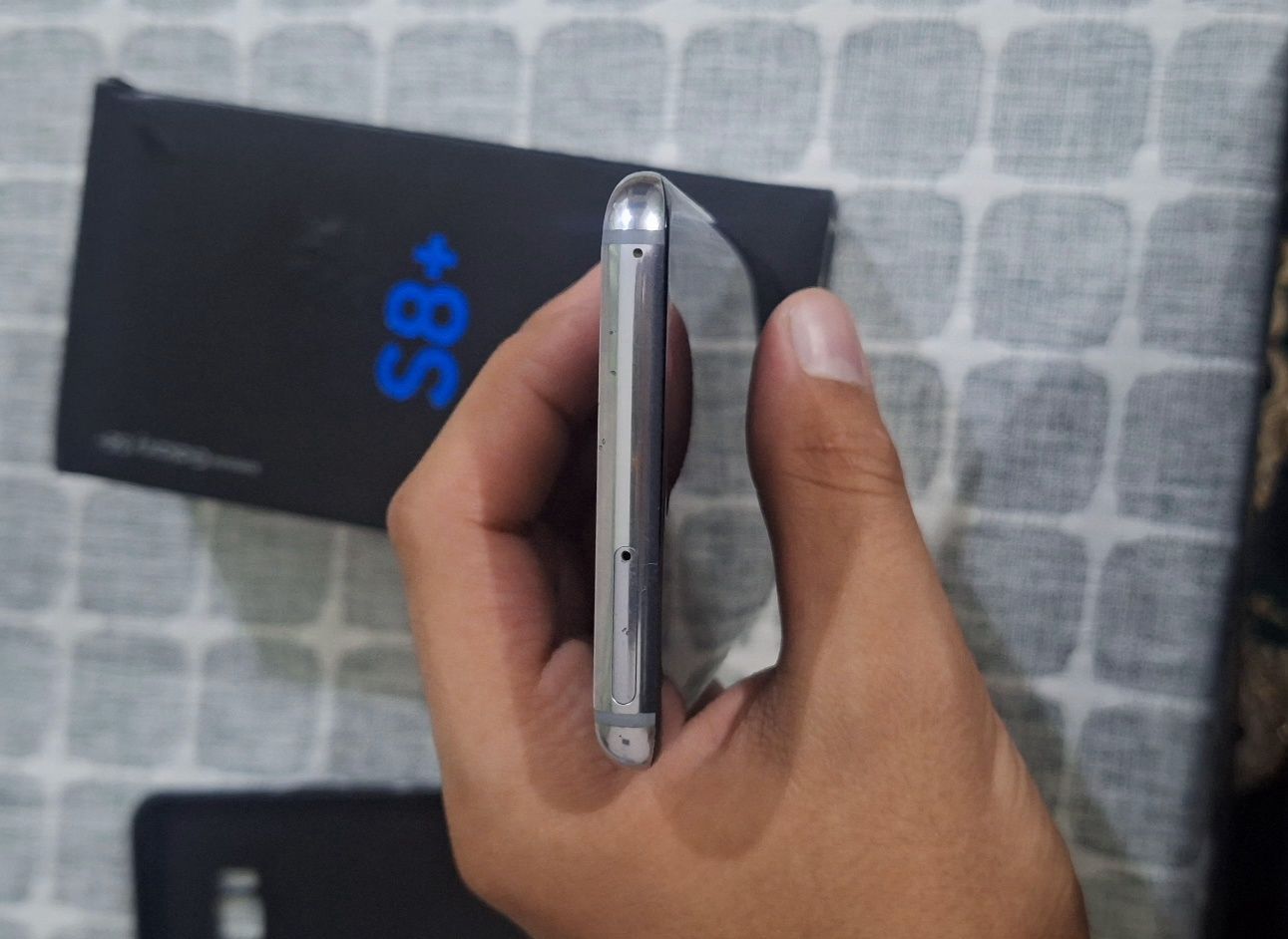 Samsung  Galaxy s8 plus