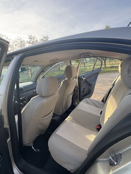 Skoda Octavia Tour 1.4 benzina