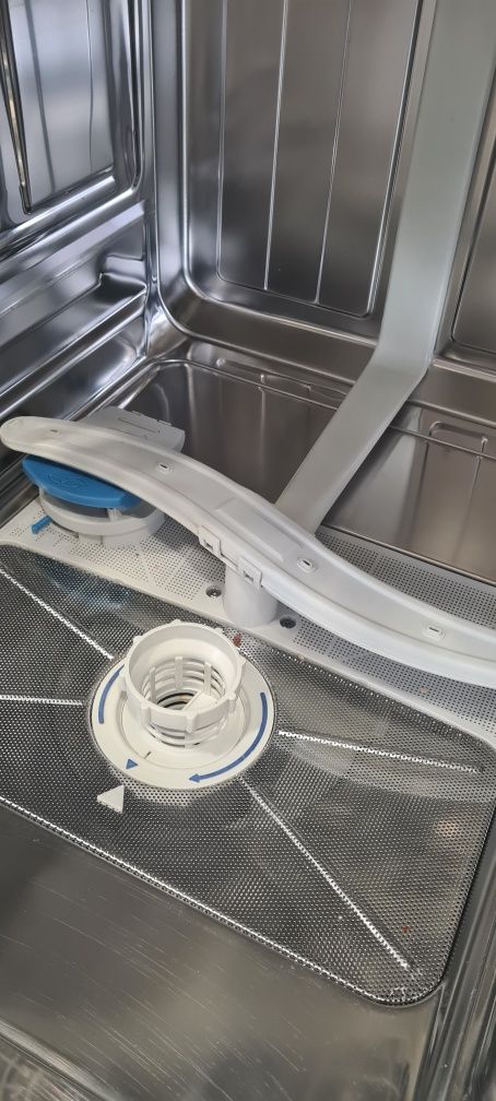 Съдомиялна SIEMENS 45см за пълно вграждане A+