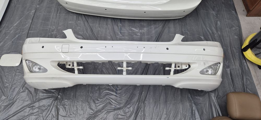 Части за mercedes s class w221