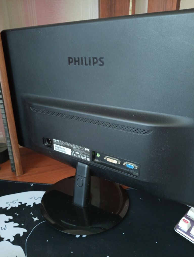 Монитор Philips 21.5"