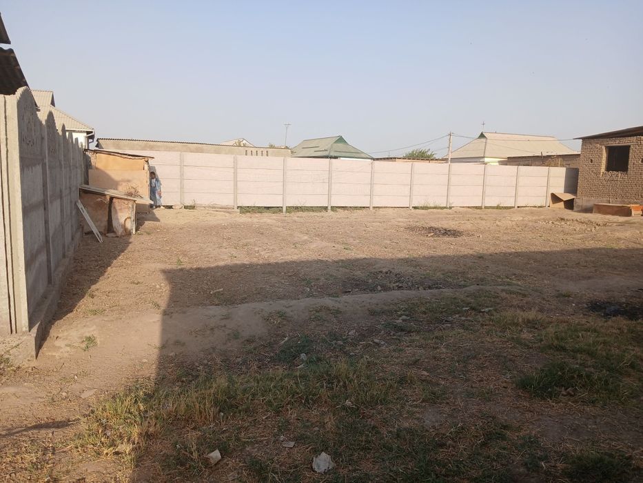 Гулистан Чукурсойда шинам ховли сотилади