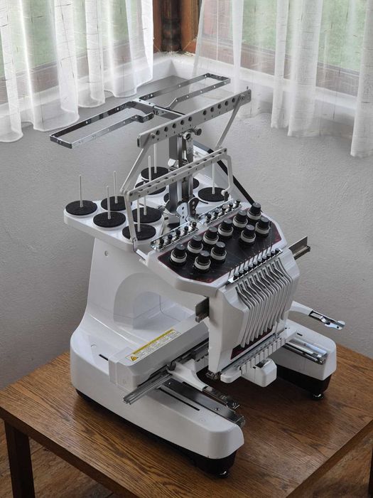 Masina de brodat BROTHER Entrepreneur Pro X PR 1050X