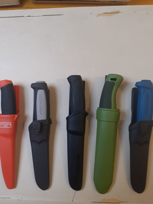 Ножове Mora чисто нови