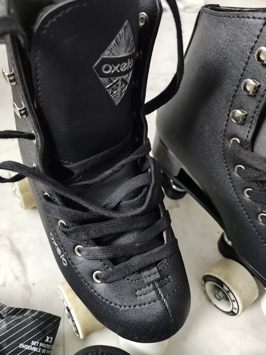 Vând role Oxello copii plus setul de protecție