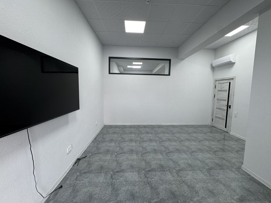 Срочна Сдается Помещение. Сеул Мун.Яккасарай 70 квадрат