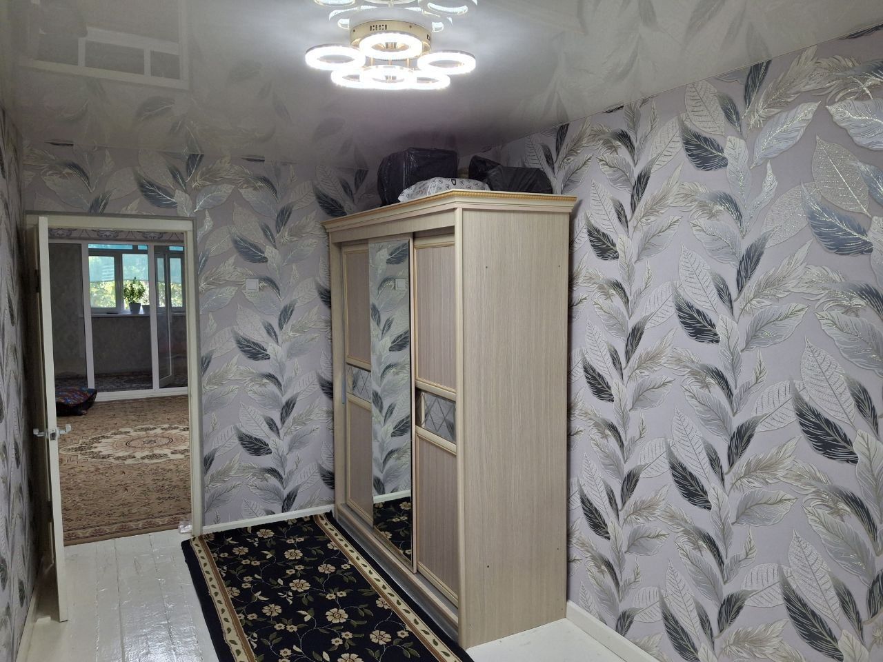 Квартира сотилади