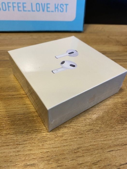 Срочно продам наушники и павырбанк