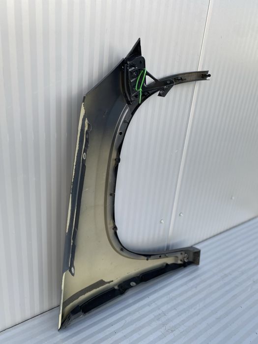 Aripa st fata vw Tiguan 5N cod de culoare LD7R 2008-2015