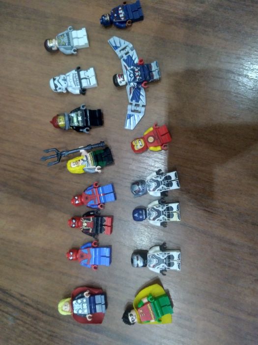 Lego minifigures