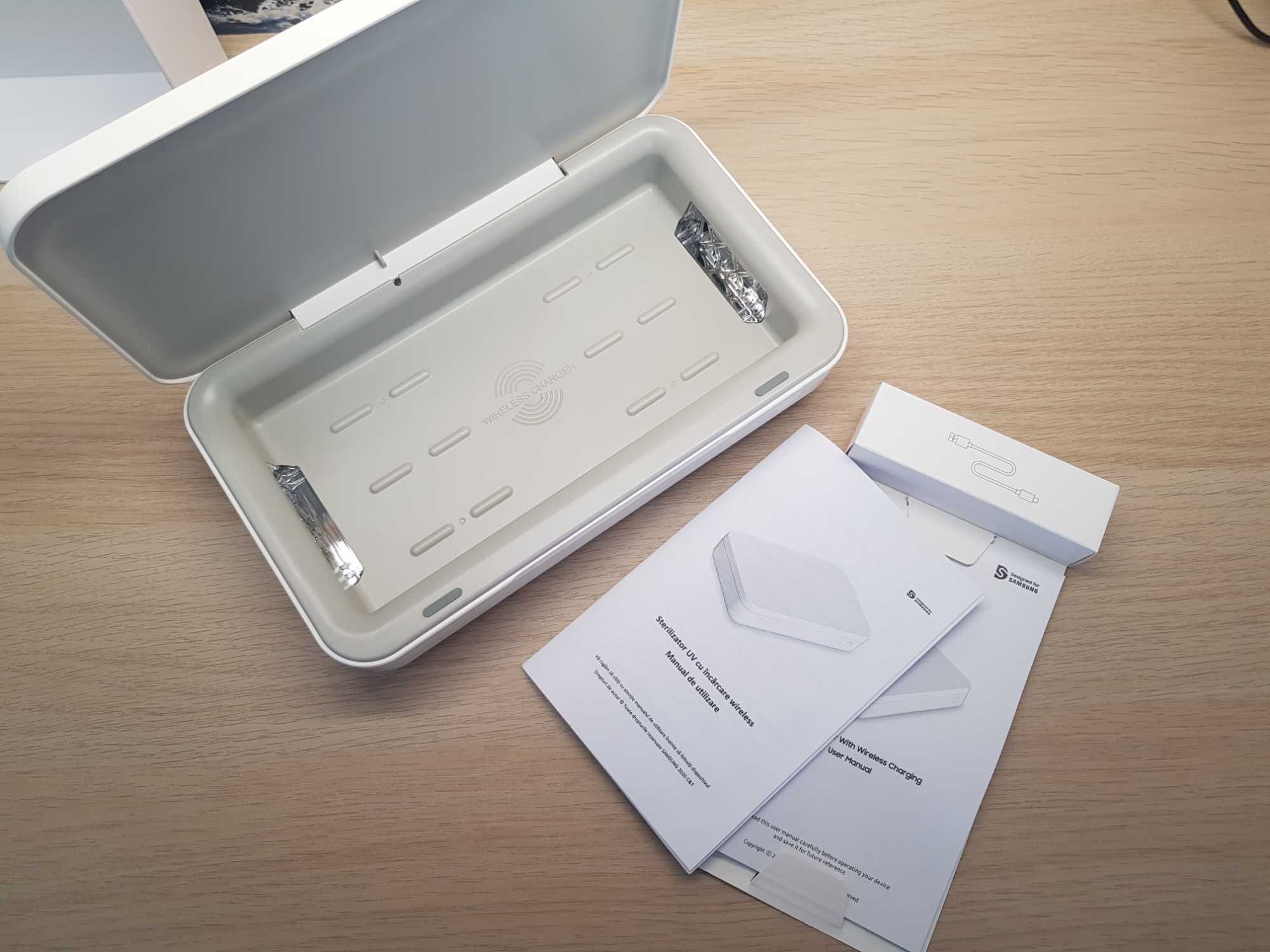 Vand sterilizator UV Samsung ITFIT cu incarcare wireless, alb