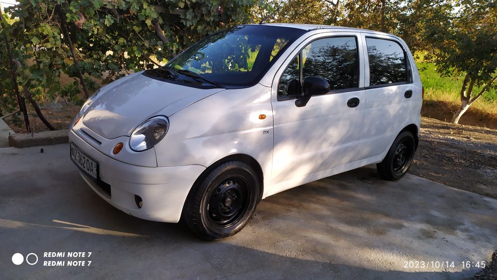 Matiz sotiladi  idial holatda xarajati yoq faqat haydash kerak