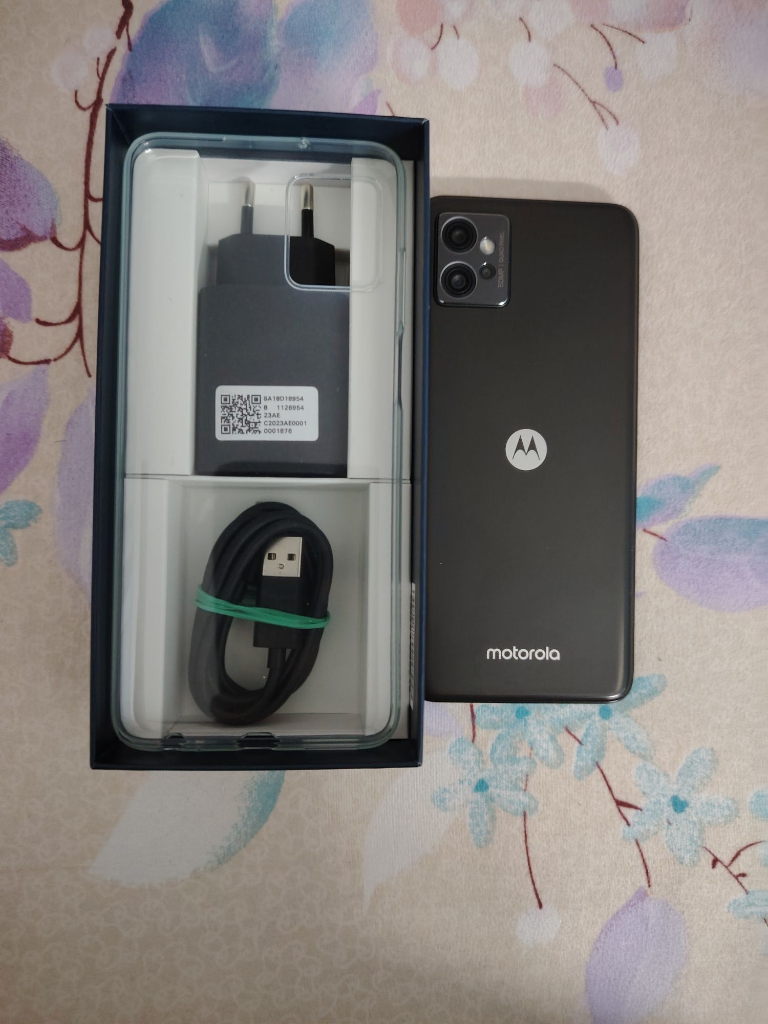 Motorola g32 8gb ram 256 NOU