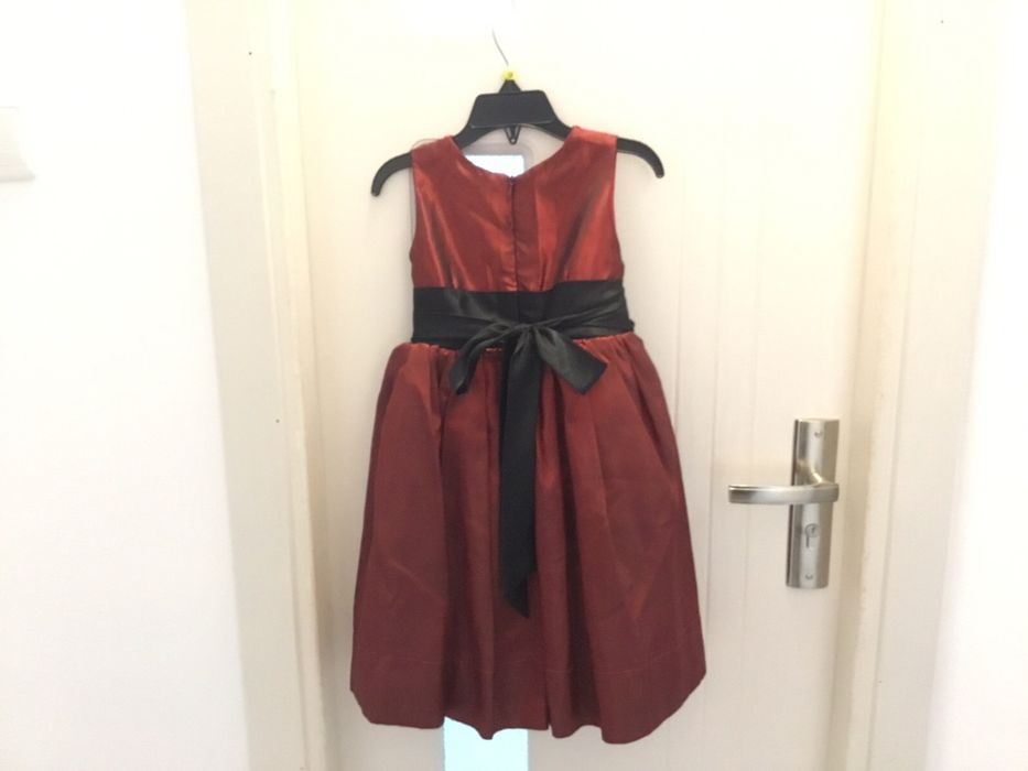 Rochita deosebita 2 ani. Pantofi asortati disponibili.