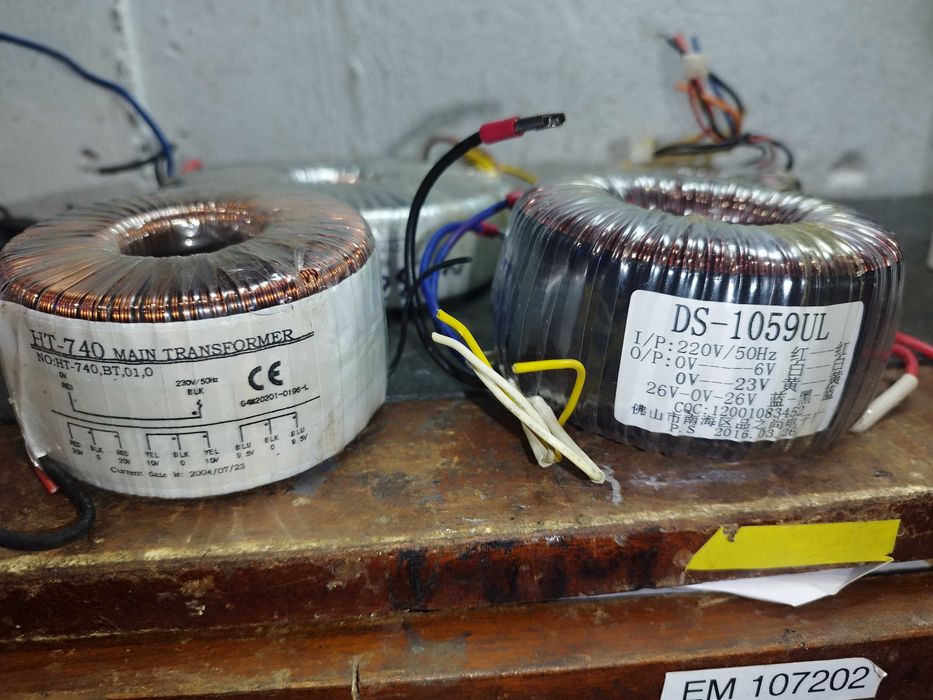 Transformator toroidal cateva modele