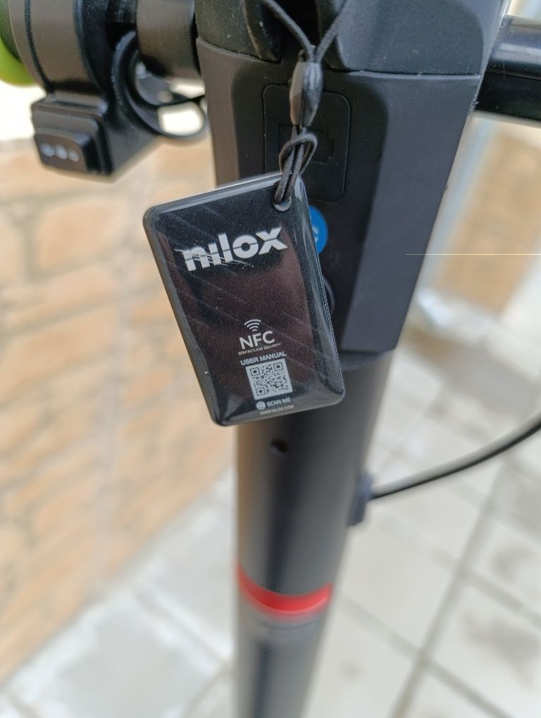 Нова електрическа тротинетка NILOX M1