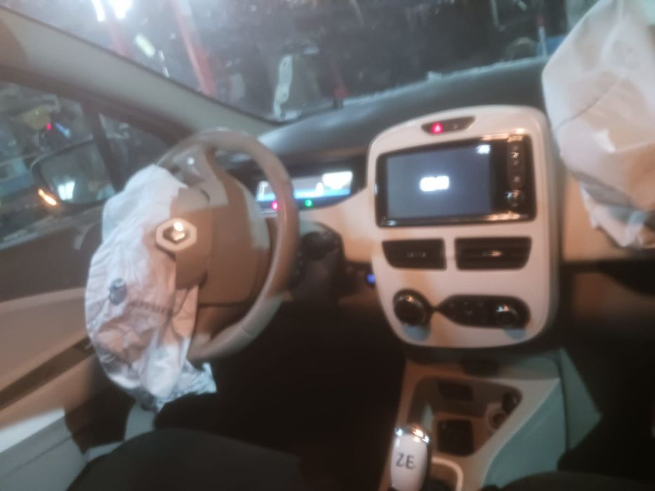 Buton incarcare baterie 252801770R Renault Zoe 1 [2012 - 2020] 5AQ601