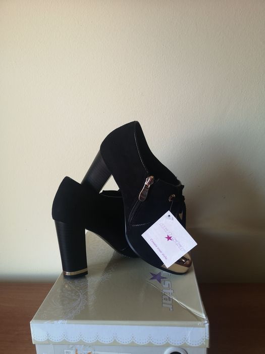 НОВИ обувки MatStar