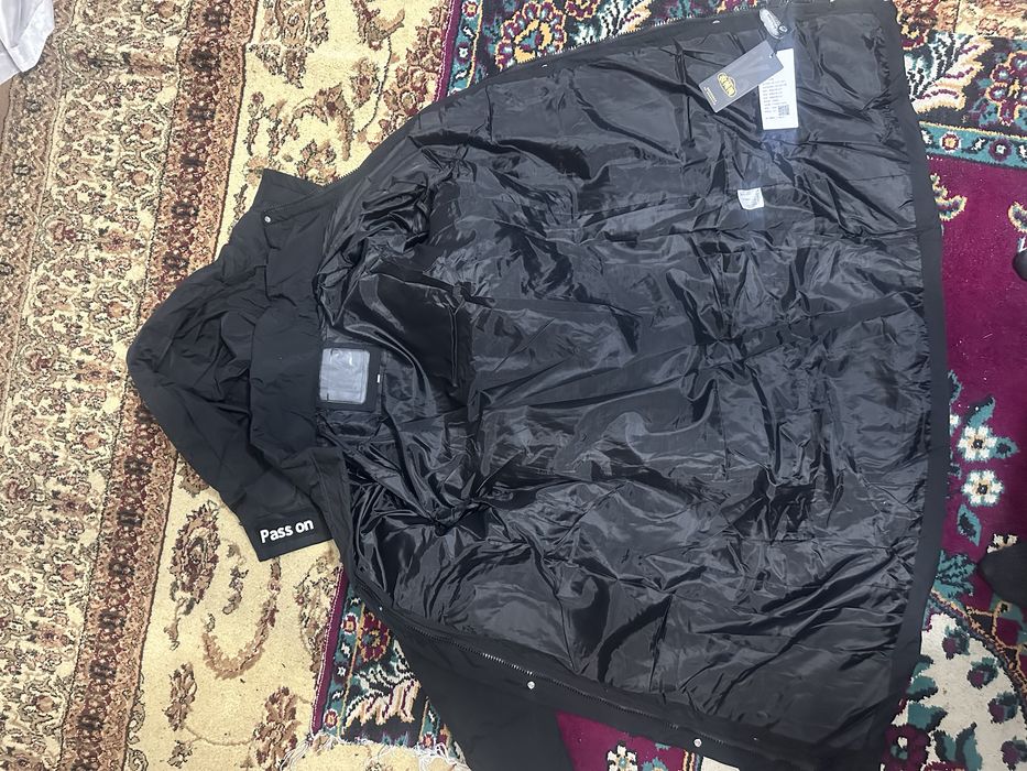 Продам  Стёганку-зимную, размер 52 женская длинная  ‘ новая