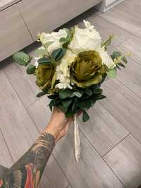 Сватбен букет от изкувствени цветя с евкалипт