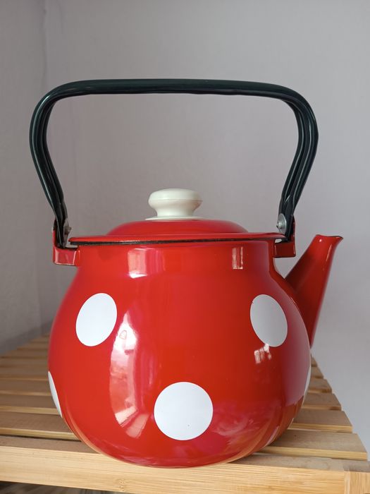 Руски емайлиран чайник