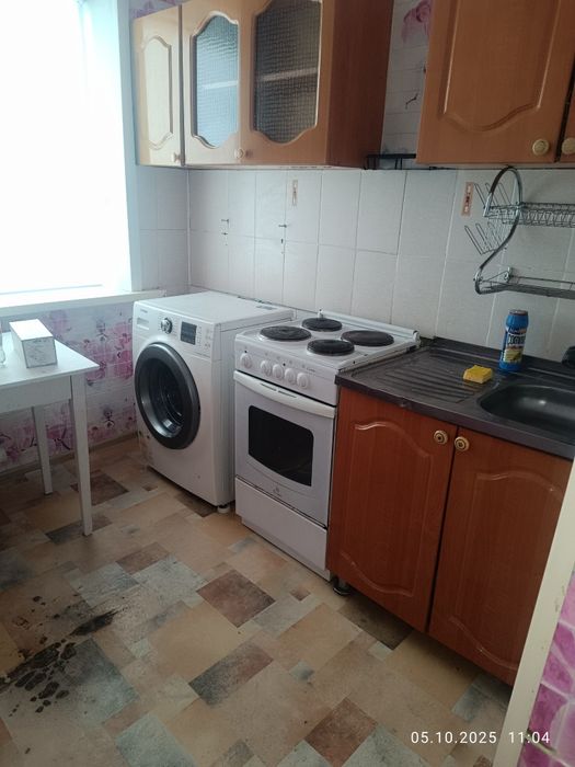 Сдам 4 х комнатную квартиру
