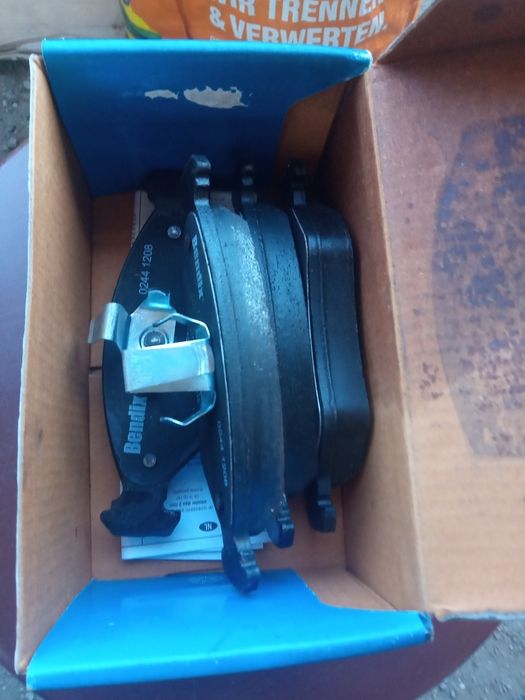 Set placute frana Bendix Ford Fiesta Ka Mazda 1.2 1.3 1.4 1.8 - NOU !