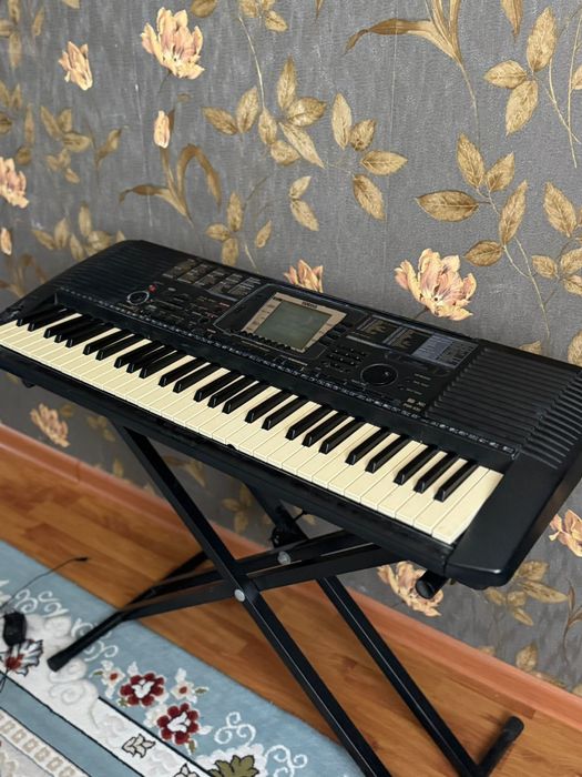 Продается ЯМАХА музыкальный инструмент