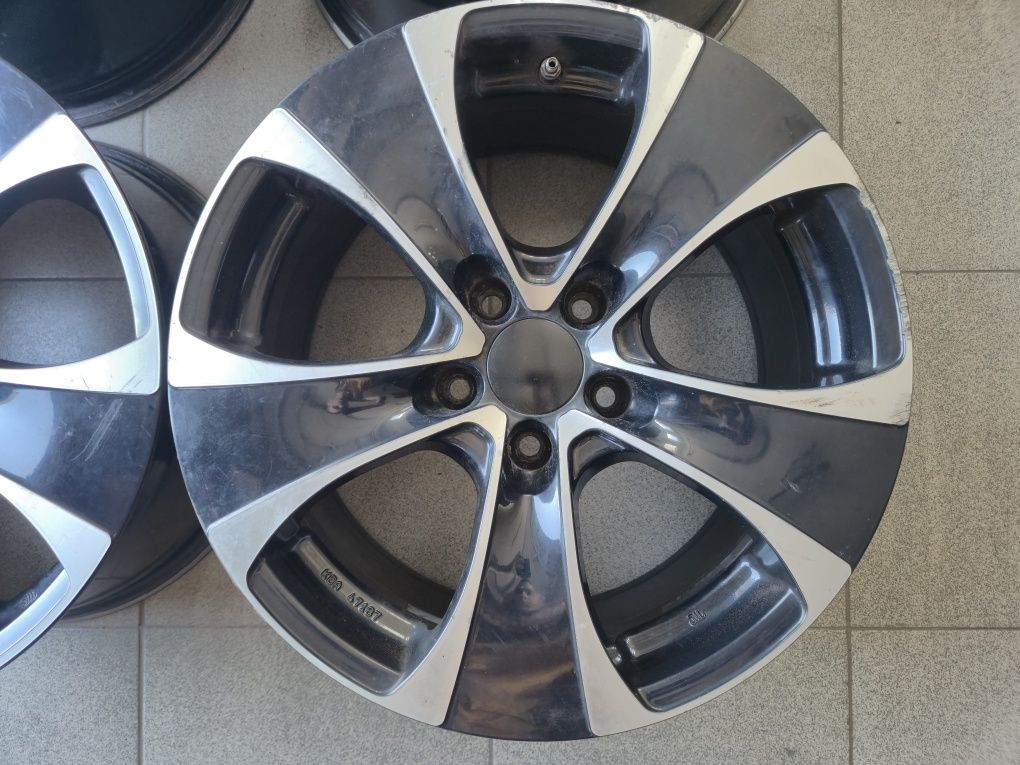 Алуминиеви джанти Alutec 17 5x112