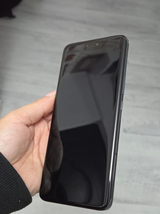 Vând Honor Magic 6 pro black