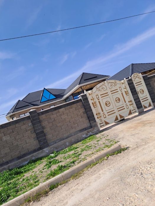 Продается дом в 15 микрорайон