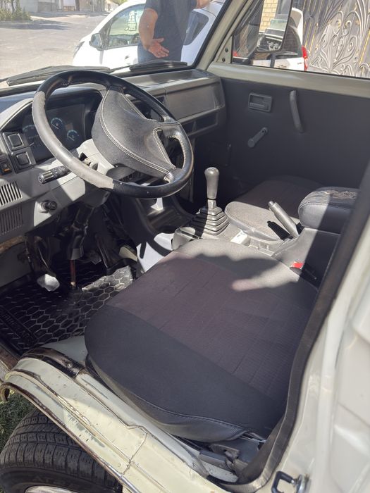 Damaz srochno sotiladi