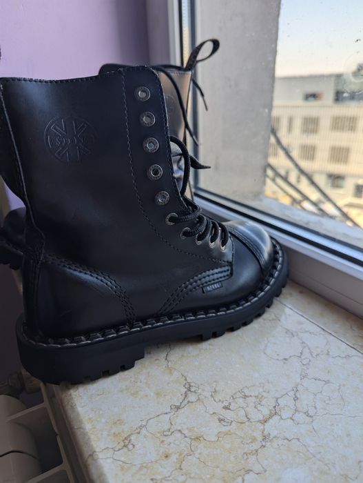 Bocanci Steel 10 inele nr 39 negri din piele