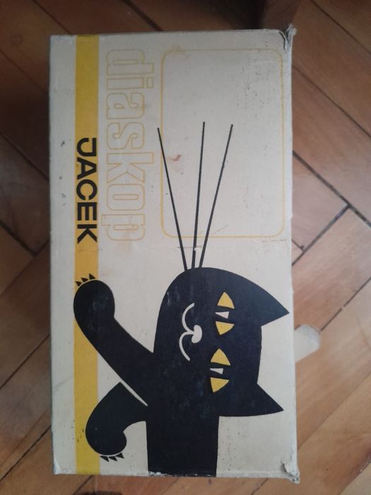 Aparat proiectie diafilme la cutie