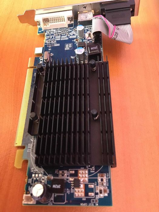 Видеокарта AMD Radeon Sapphire HD4350 512MB DDR2 DVI HDMI VGA