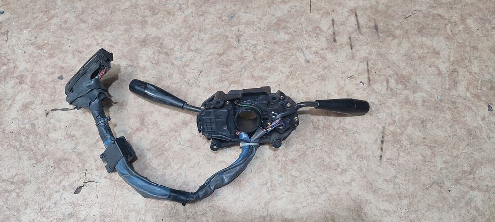 Вертолёт на Toyota Hiace (переключатель поворотов и дворников)