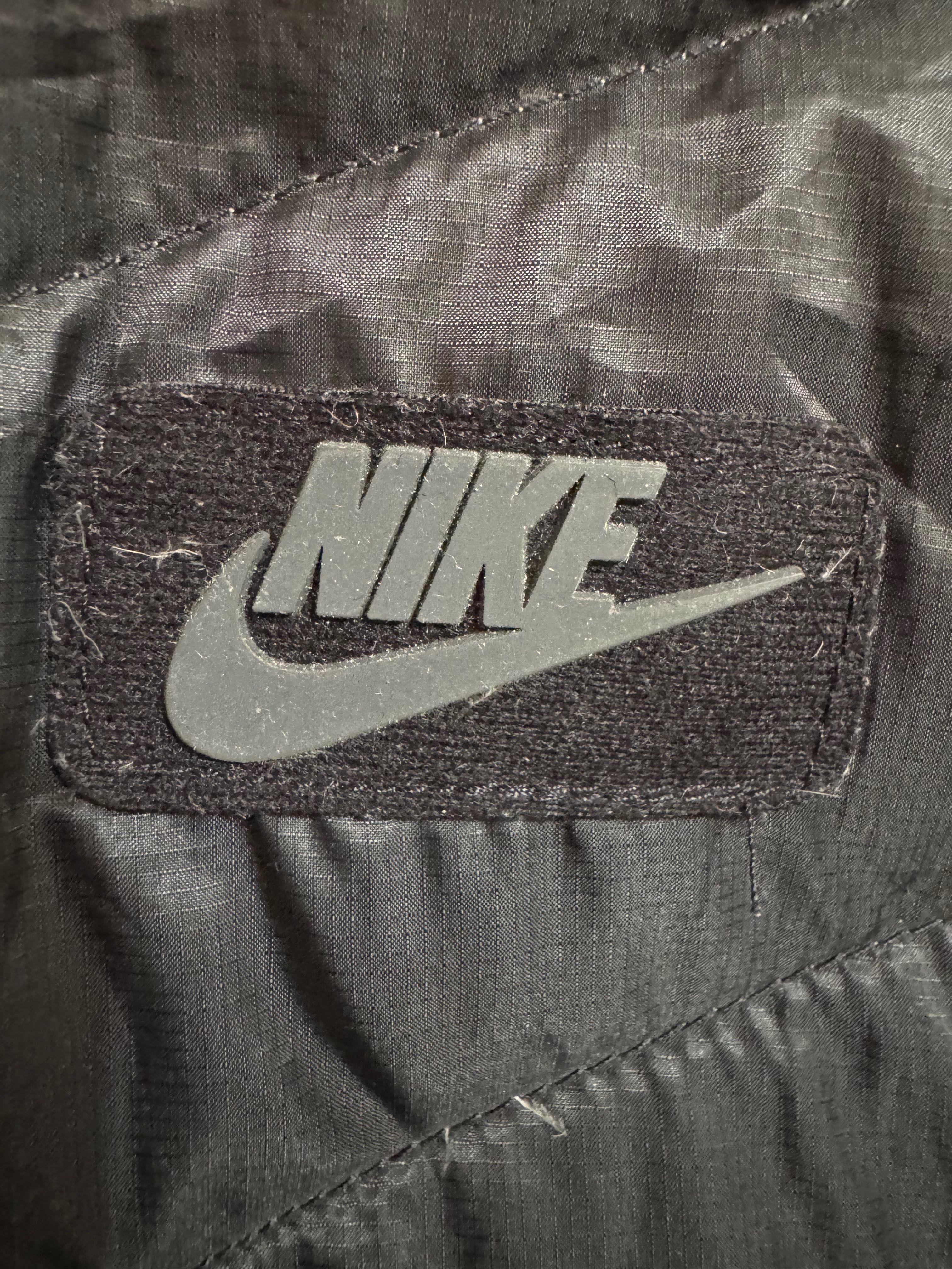 Nike Men’s Jacket Down Fill,Black.