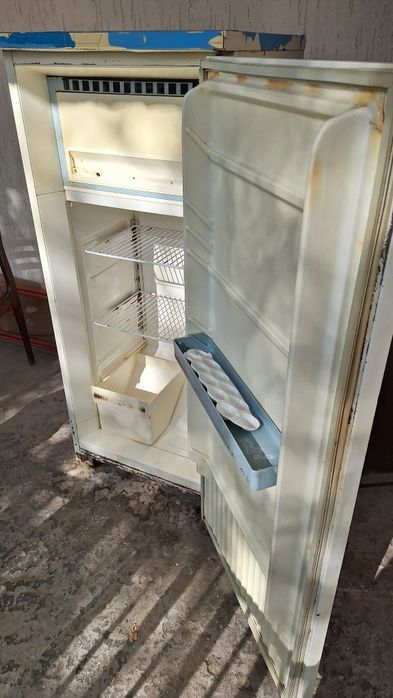 Продаётся холодильник