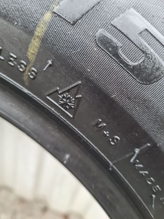 2 Anvelope de iarna*185/65R15*BfGoodrich*LICHIDARE STOC*50 Lei Buc*