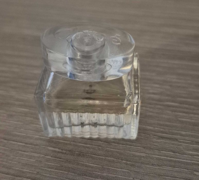 Лот пудра с мини парфюм